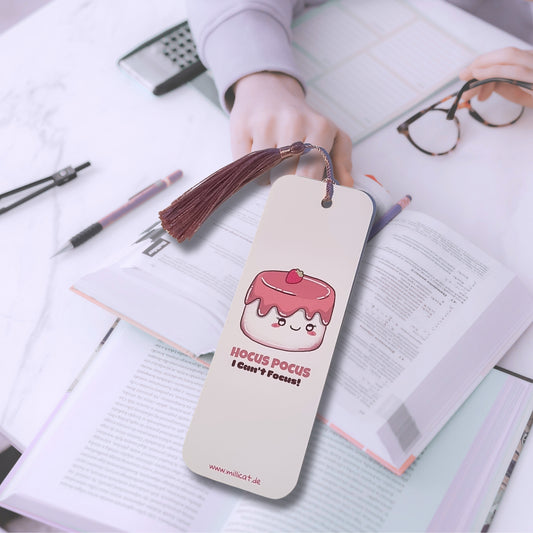 Handgemachtes Marshmallow‑Lesezeichen mit Quaste – Just Neurospicy Kollektion