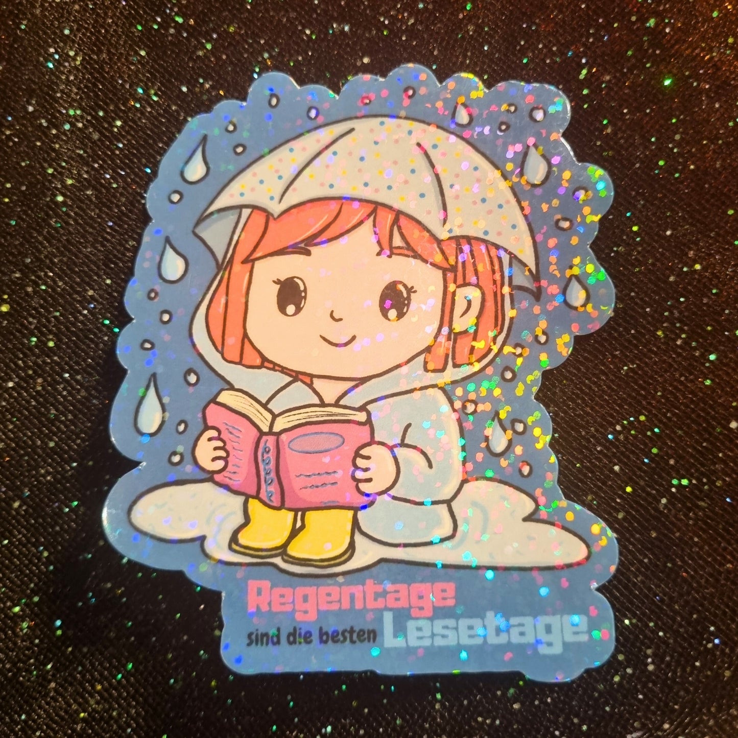 XL-Sticker "Regentage sind die besten Lesetage" - Vinyl-Sticker mit Holo-Effekt