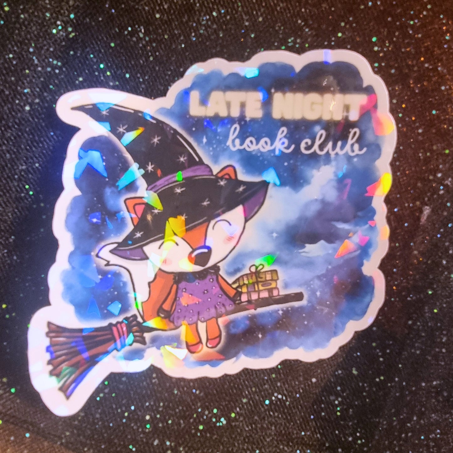 XL-Sticker "Late Night Book Club" - Vinyl Sticker mit Holo-Effekt